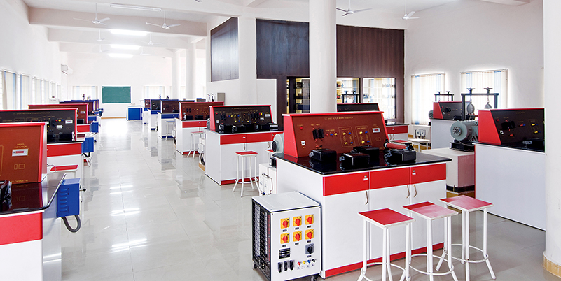 TACTO GRAPHICS LEADING COMMERCIAL PHOTOGRAPHERS IN SOUTH INDIA ENGINEERING COLLEGES IN TAMILNADU  ENGINEERING COLLEGE LAB
