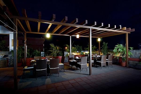 TACTO GRAPHICS LEADING PROFESSIONAL PHOTOGRAPHERS IN COIMBATORE INTERIOR PHOTOGRAPHY ROOF TOP RESTAURENT LEADING ARCHITECTS IN CHENNAI