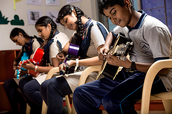TACTO GRAPHICS LEADING TOP PROFESSIONAL PHOTOGRAPHERS COIMBATORE BANGALORE CHENNAI TAMILNADU SOUTH INDIA KIDS PHOTOGRAPHY SCHOOL PHOTOGRAPHY