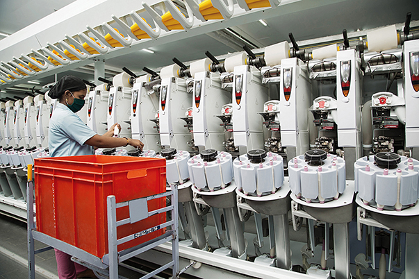 TACTO GRAPHICS INDUSTRIAL PHOTOGRAPHERS COIMBATORE CHENNAI DINDIGUL TAMILNADU SOUTH INDIA SPINNING MILL PHOTOGRAPHY TEXTILE WEAVING PHOTOGRAPHY KNITTING DYIING STITCHING PHOTOGRAPHY TEXTILE INDUSTRY